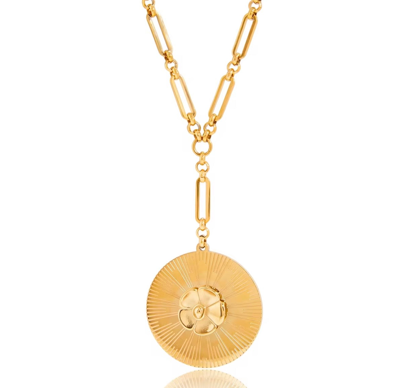 18K Gold Camellia Pendant Chain Necklace