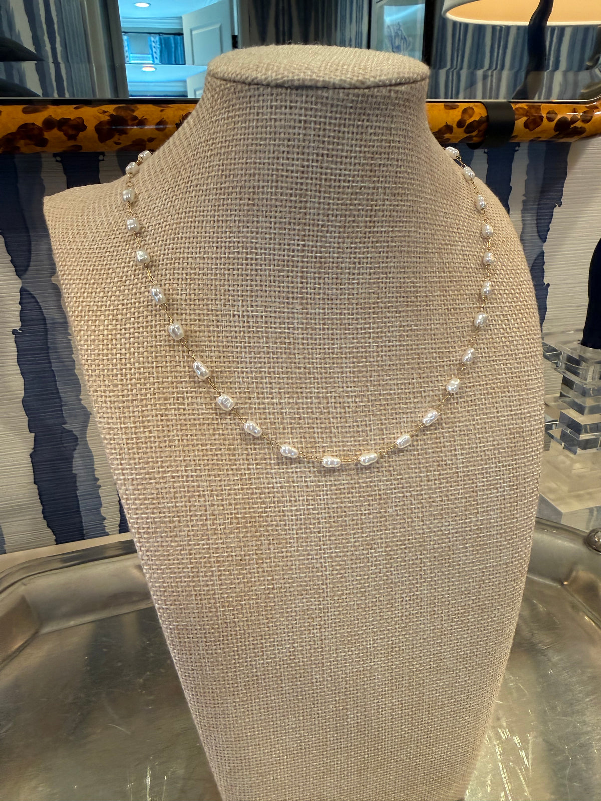 Waterproof 18K Gold Brushed Delicate Pearl Station Choker